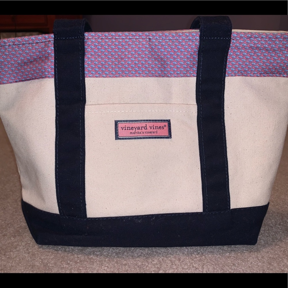 vineyard vines tote bag